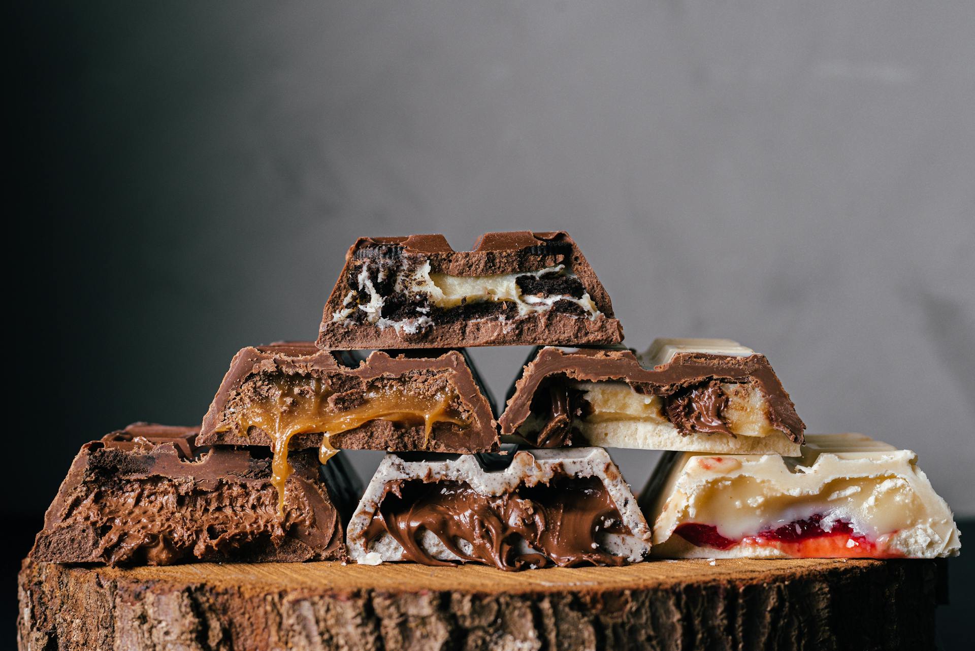 Caramel in confectionery bars